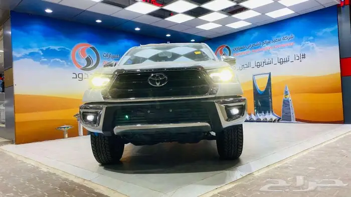 هايلوكس غمارتين S-GLX 4 4 اوتوماتيك بنزين 2025 6