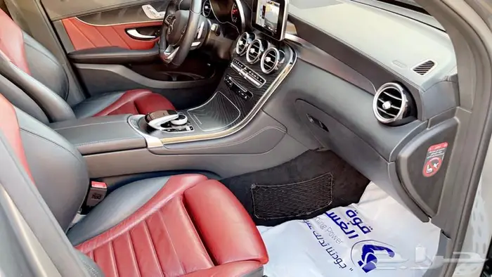 مرسيدس GLC250 AMG كوبيه نظيف جدا 27