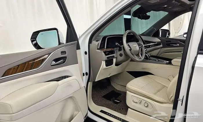 كاديلاك إسكاليد 2023 - وارد كوريا 6