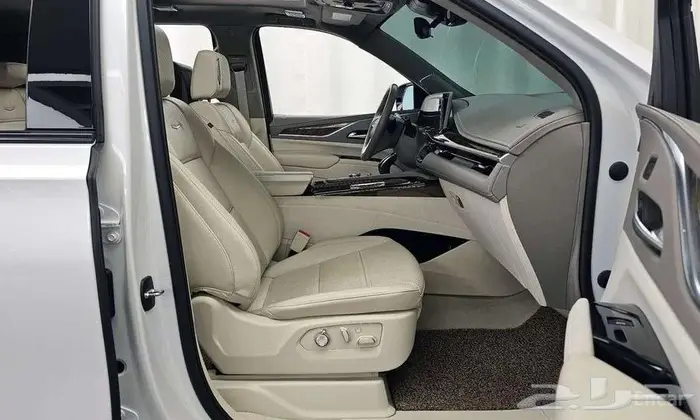 كاديلاك إسكاليد 2023 - وارد كوريا 17