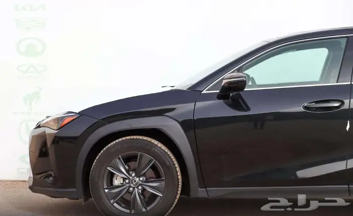 لكزس UX. 300.AHموديل 2024 5