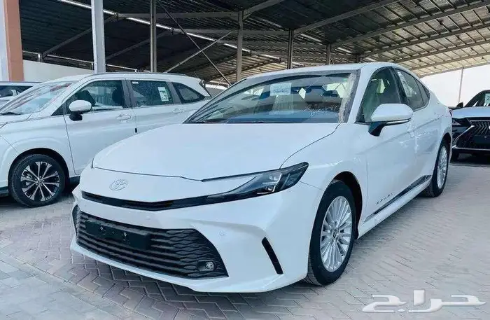 تويوتا كامرى LE موديل 2025 خليجى الساير بالنقد والتقسيط 4