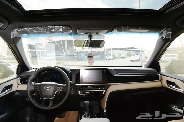 تويوتا كامرى 2025 E PLUS فتحة هايبرد بالنقد والتقسيط 4