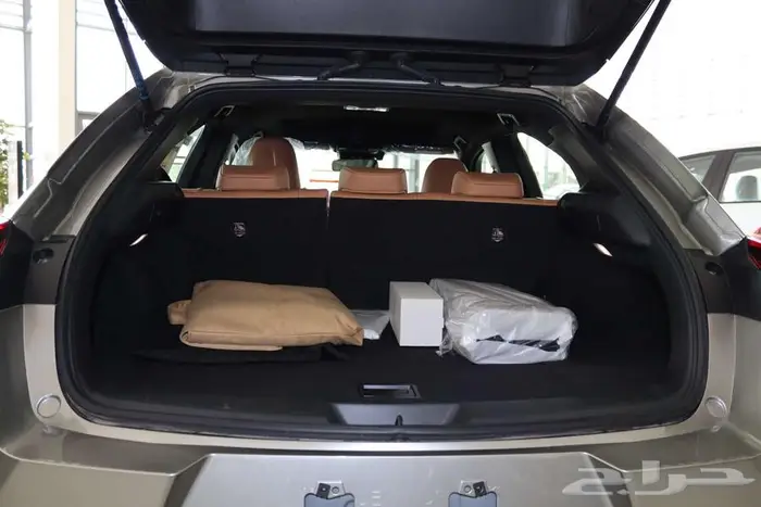 لكزس UX 300H AH هايبرد موديل 2024 7