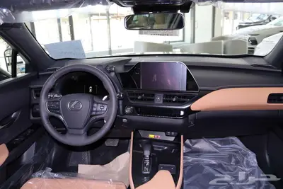 لكزس UX 300H AH هايبرد موديل 2024 index