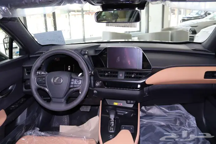 لكزس UX 300H AH هايبرد موديل 2024 6