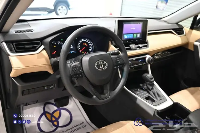 تويوتا راف فور فتحة XLE بنزين 2025 3