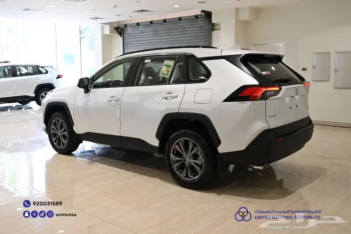 تويوتا راف فور فتحة XLE بنزين 2025 7