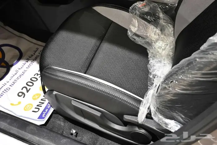 تويوتا فيلوز GLX بنزين 2025 6