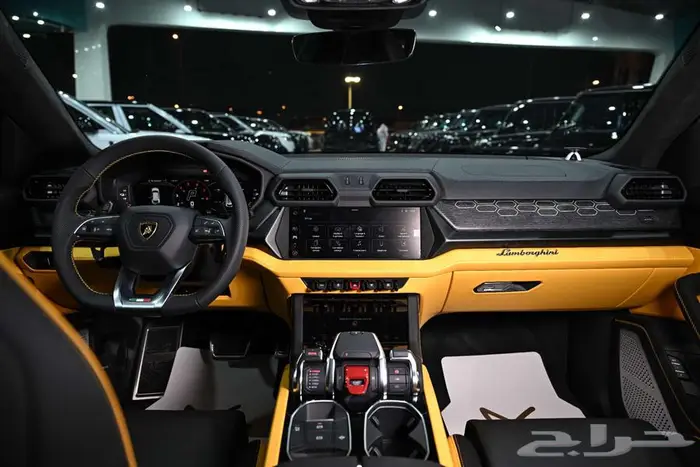 شركة البريمي لسيارات Lamborghini 9