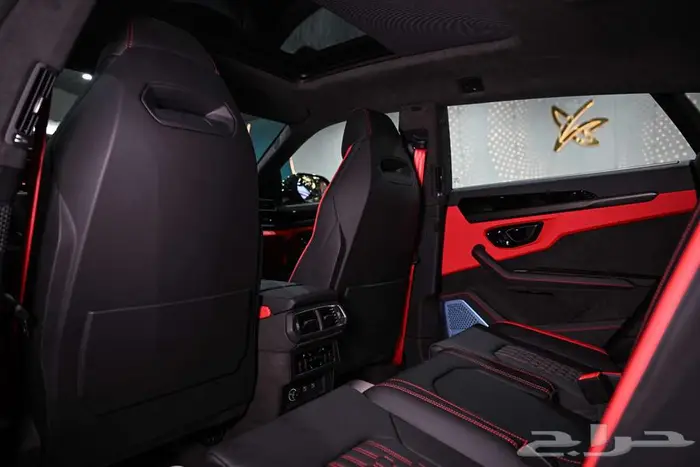 شركة البريمي لسيارات Lamborghini 10