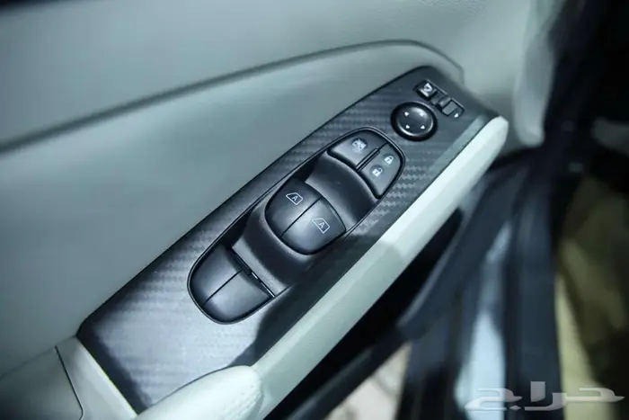 نيسان التيما 2.5 ستاندر 2025 5