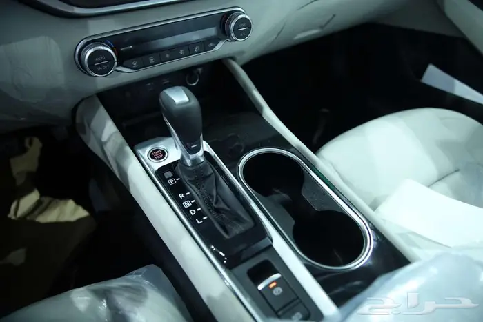 نيسان التيما 2.5 ستاندر 2025 6