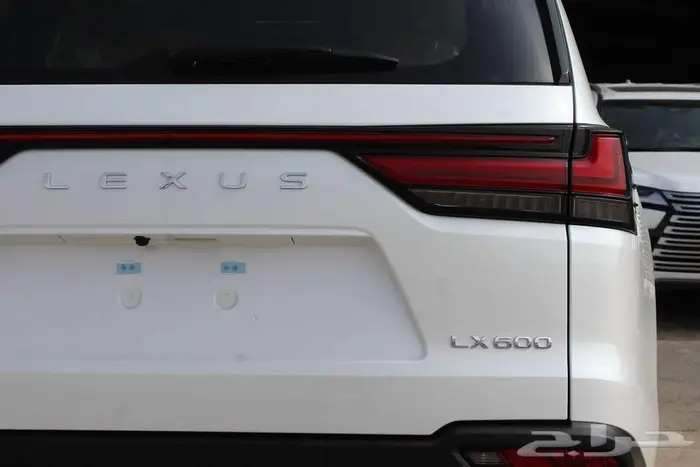 لكزس-LX600 BB -خليجي-2025-فل كامل -25 سماعه داخليه 17