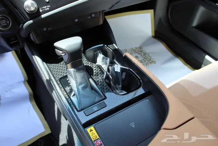 لكزس - ES350 DD - خليجي - 2025 - فل كامل 7