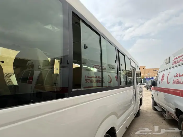 للبيع تويوتا كوستر 2017 1