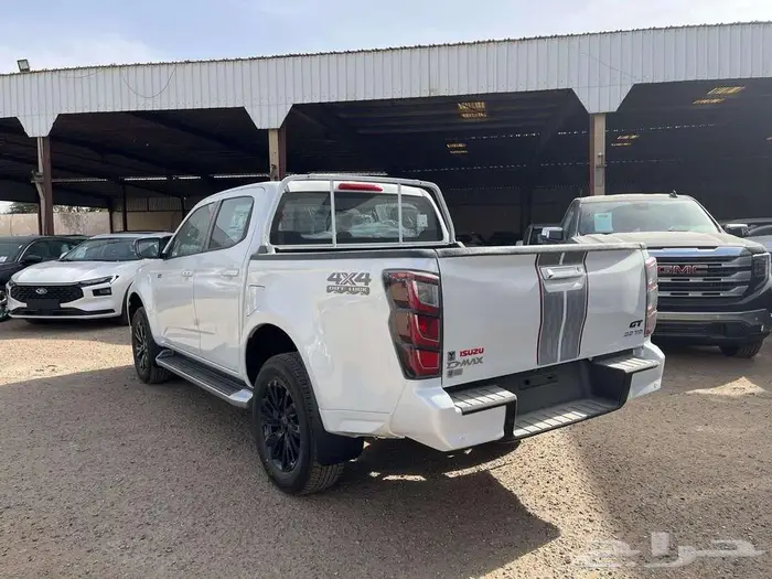 ايسوزو ديماكس GT دبل فل كامل 2025 نقد وتقسيط 3