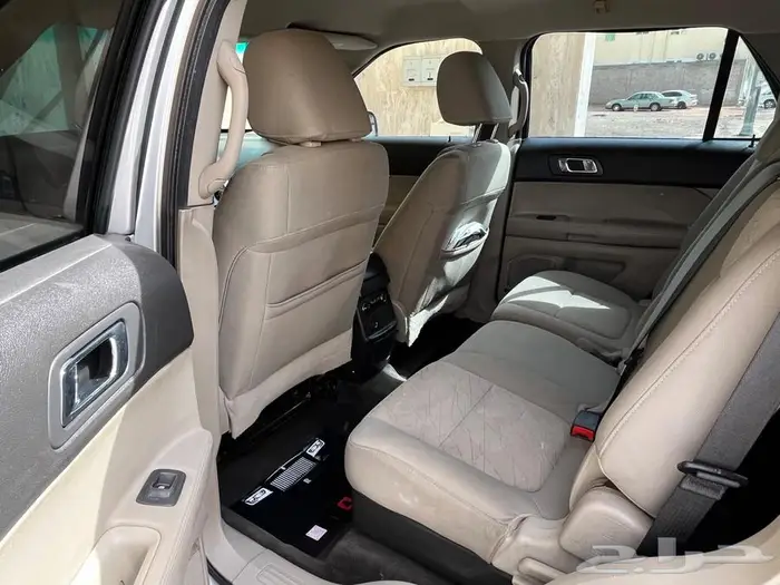 للبيع فورد اكسبلورر 2012 دبل بحالة ممتازة 14