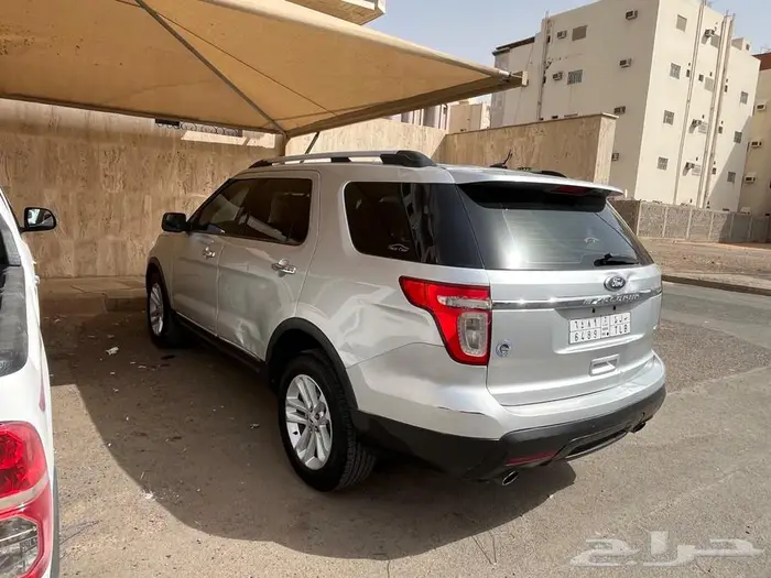 للبيع فورد اكسبلورر 2012 دبل بحالة ممتازة 0