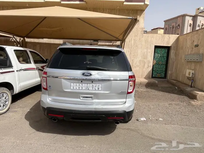 للبيع فورد اكسبلورر 2012 دبل بحالة ممتازة 2