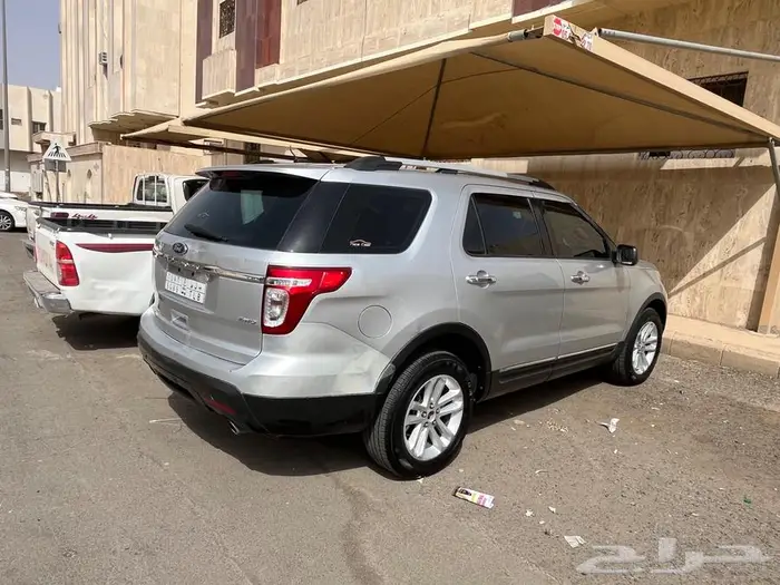 للبيع فورد اكسبلورر 2012 دبل بحالة ممتازة 1