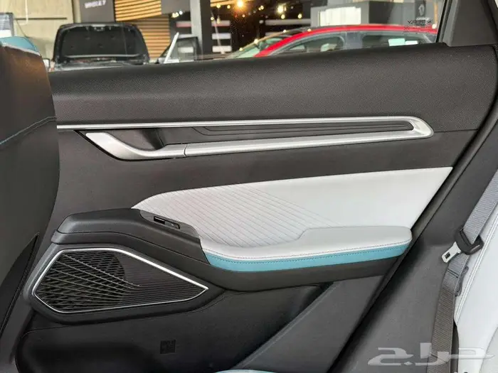 جيلي امجراند 2026 فئة الفل 15