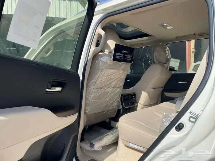 لاندكروزر GXR.V 2024 نقد وتقسيط 6