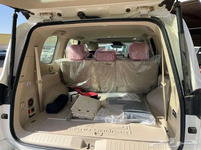 لاندكروزر GXR.V 2024 نقد وتقسيط 7