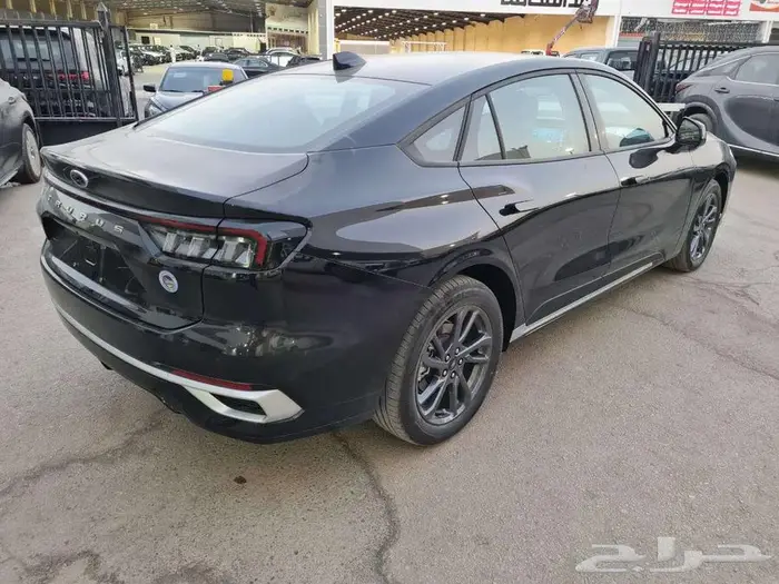 فورد تورس 2026 3