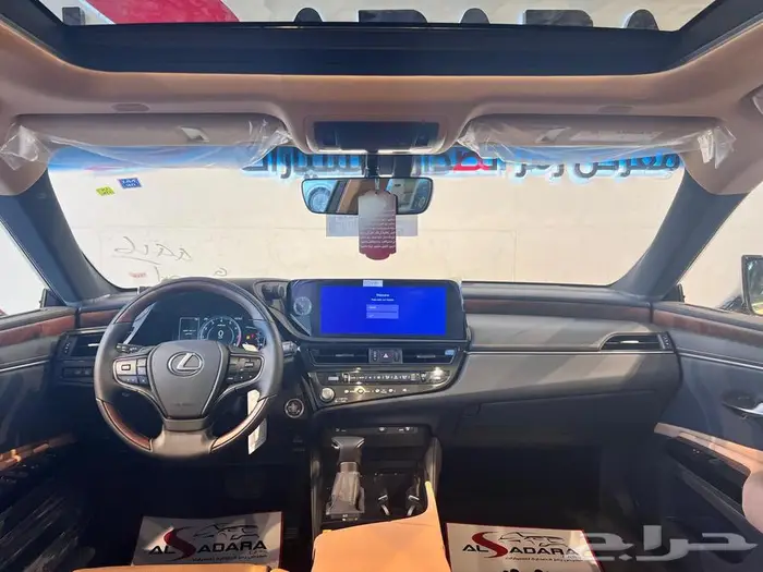 لكزس es350cc نص فل بنزين سعودي 2025 10