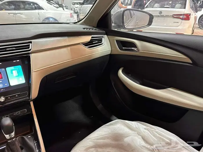 ام جي 5 MG ستاندر 2025 5