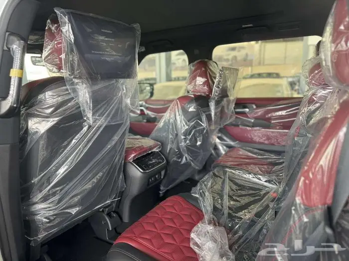 نيسان باترول SE بلاتينيومLE سيتي 2025 3