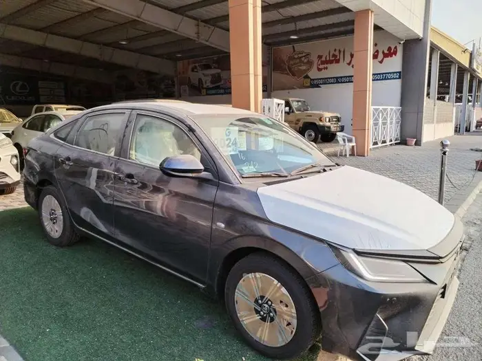 يارس Y PLUS واي بلس نص فل 2024 رمادي 3