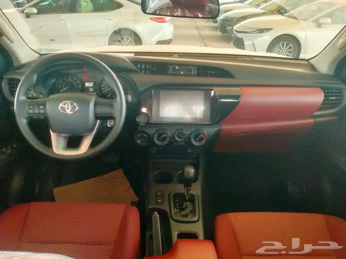 هايلوكس غمارتين DLX 4 4 اوتوماتيك بنزين خليجي 2025 5