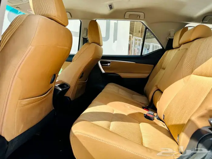 تويوتا فورتشنر VX 2022 7