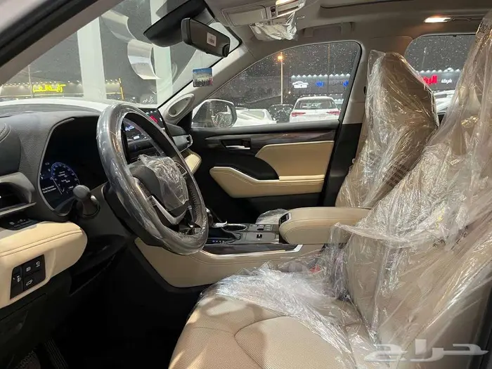 تويوتا هايلاندر لمتدد 2025 فل كامل سعودي 5