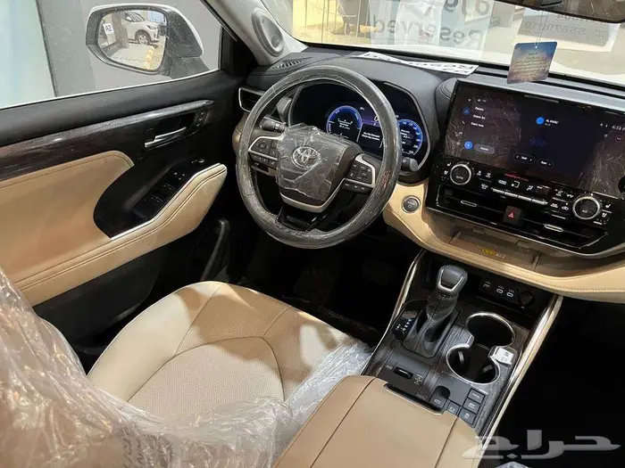 تويوتا هايلاندر لمتدد 2025 فل كامل سعودي 4