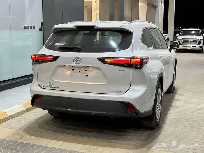 تويوتا هايلاندر لمتدد 2025 فل كامل سعودي 12