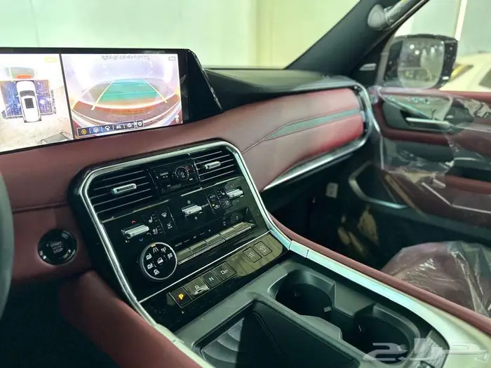 نيسان باترول بلاتينيوم 3.5 موديل 2026 توين تيربو سقف اسود 10