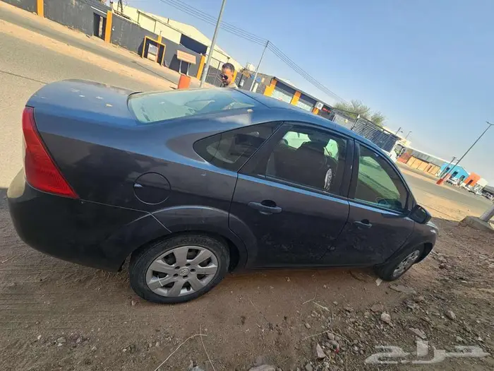 فوكس فورد 2011 على الشرط من الصدام إلى الصدام 4