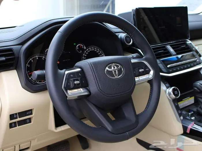 تويوتا لاندكروزر GXR3 2024 7