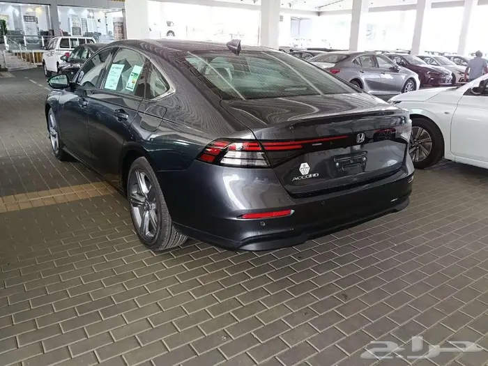 هوندا اكورد EX نص فل م 2025 - سعودي 9