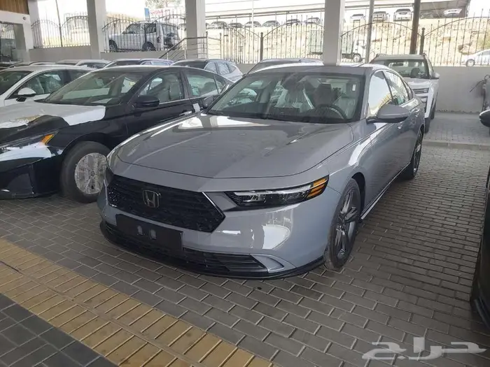 هوندا اكورد EX نص فل م 2025 - سعودي 0