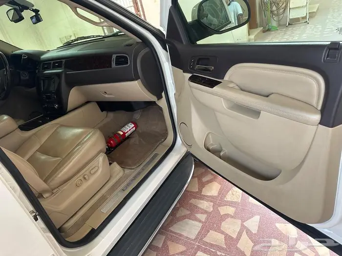 دينالي 2011 قصير شبه مخزن 5