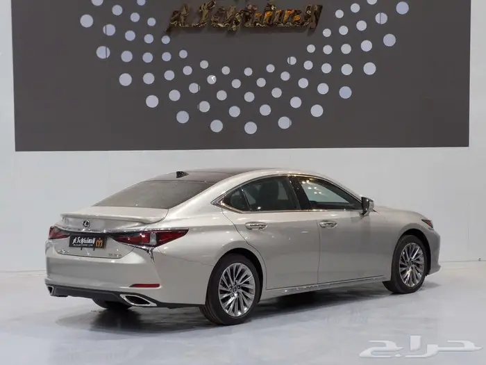 لكزس 350 DD ES بيج-تيتانيوم 2025 بااقل الاسعار 1