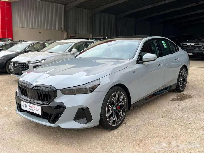 بي ام دبليو الفئه 520I ام كت 2025 استلام فورى 2