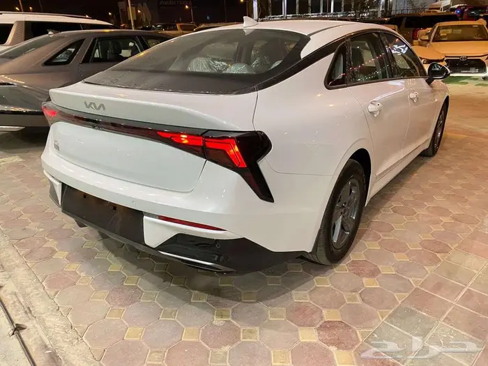 كيا اوبتيما 2026 خليجي 4 سلندر 2500 سي سي (اصفار) 4