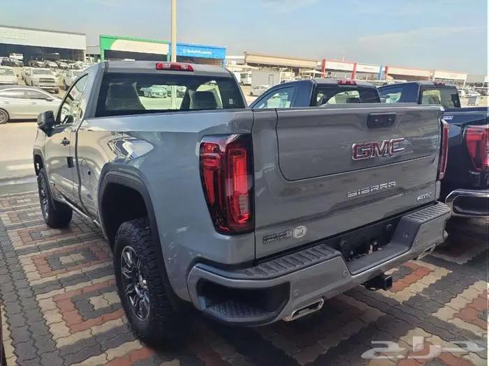 جي ام سي سييرا 2025 AT4 ضمان سعودي 16