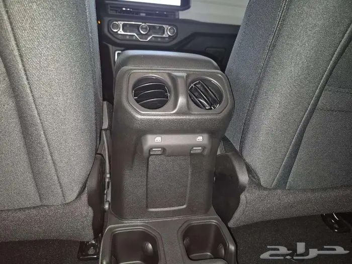 جيب رانجلر سبورت 4 ابواب 2024 جميع الالوان 6