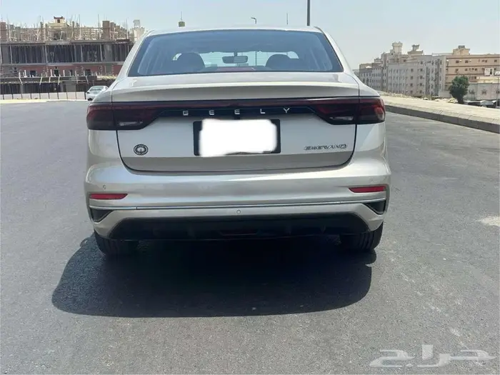 جيلي ام جراند 7 موديل 2023 ممشي 120الف فل كامل بدي بلد 6